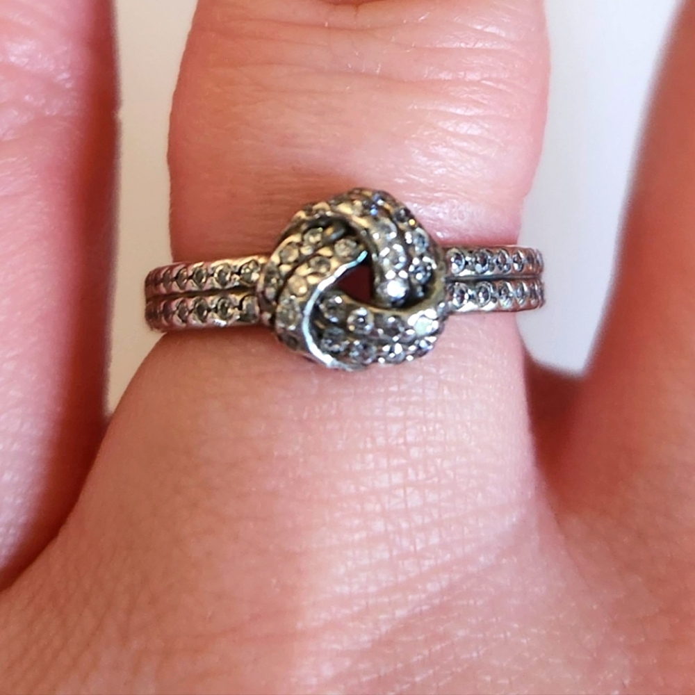 Pandora Ring